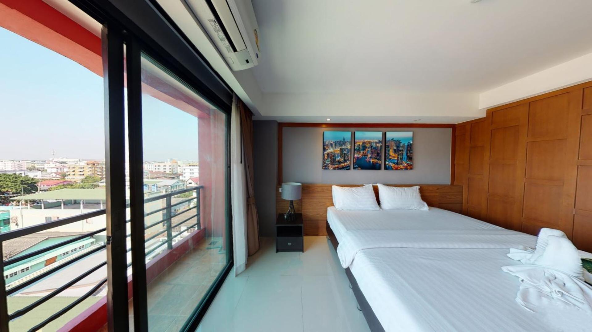 Pp@Hotel Rangsit Патум Тани Екстериор снимка