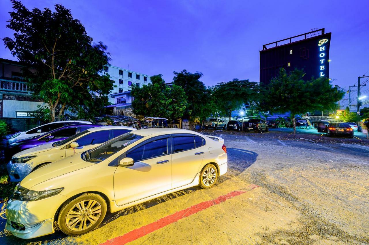 Pp@Hotel Rangsit Патум Тани Екстериор снимка